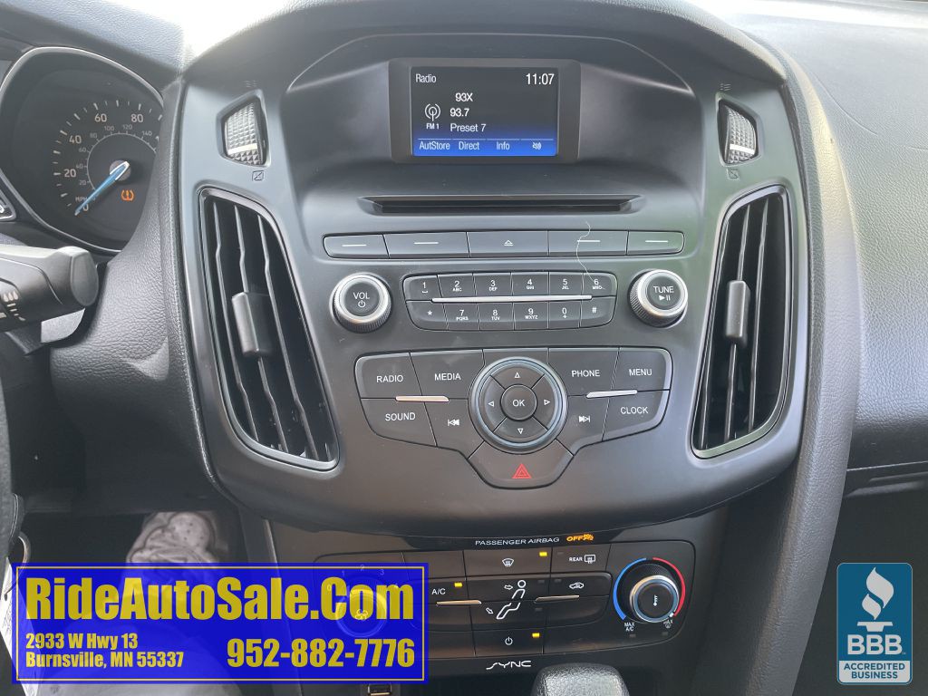 2015 Ford Focus Image 18