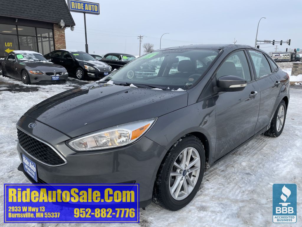 2017 Ford Focus Image 1