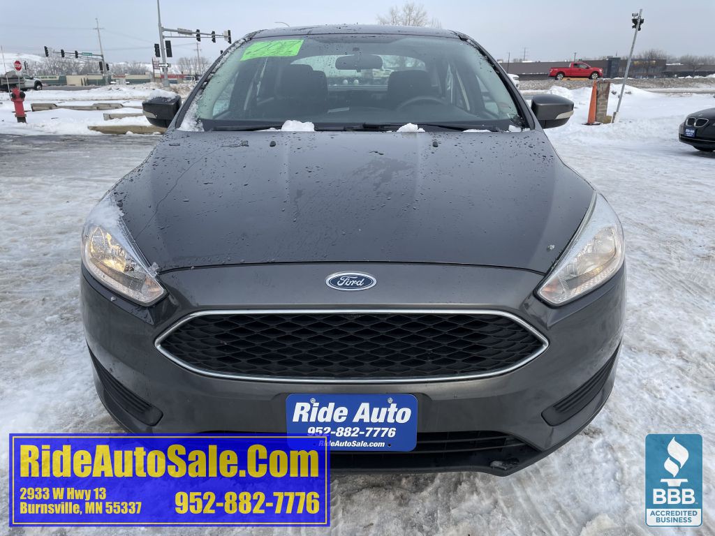 2017 Ford Focus Image 2