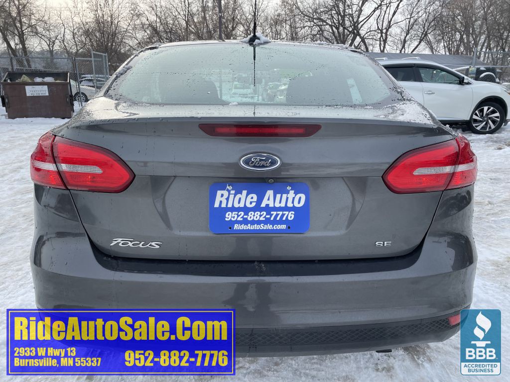 2017 Ford Focus Image 6