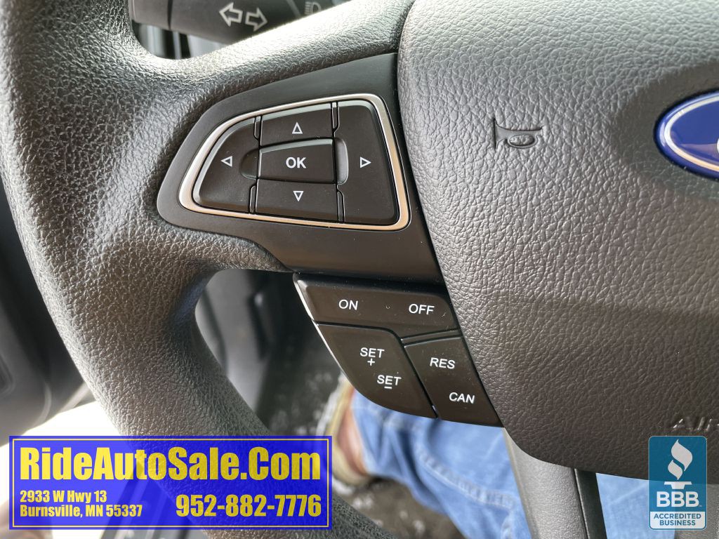 2017 Ford Focus Image 35