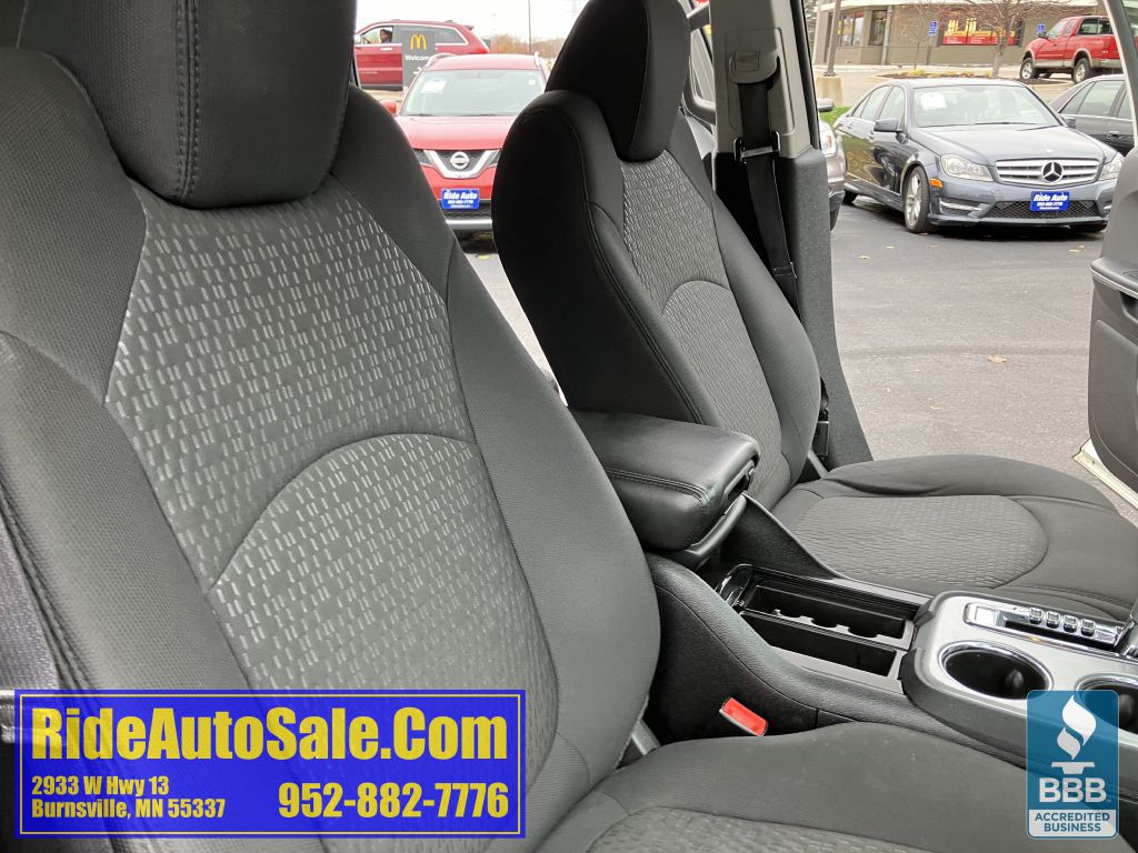 2012 GMC Acadia Image 32