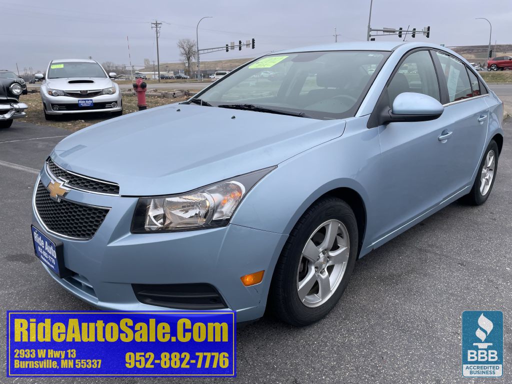 2012 Chevrolet Cruze Image 1