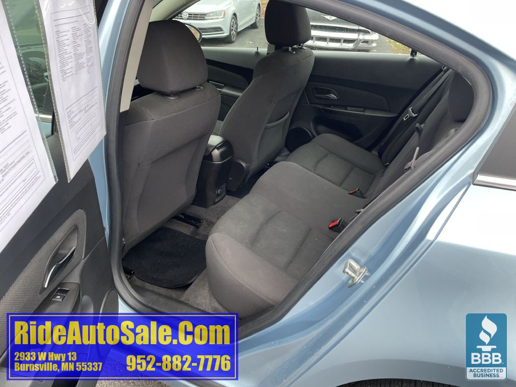 2012 Chevrolet Cruze Image 12