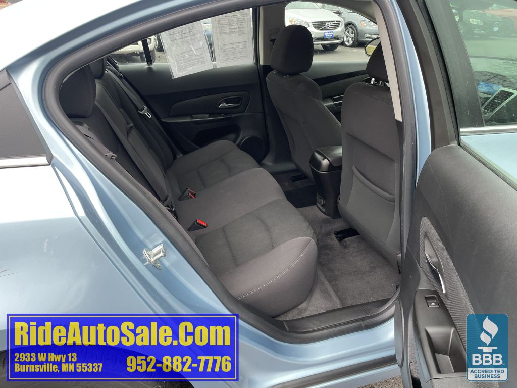 2012 Chevrolet Cruze Image 16