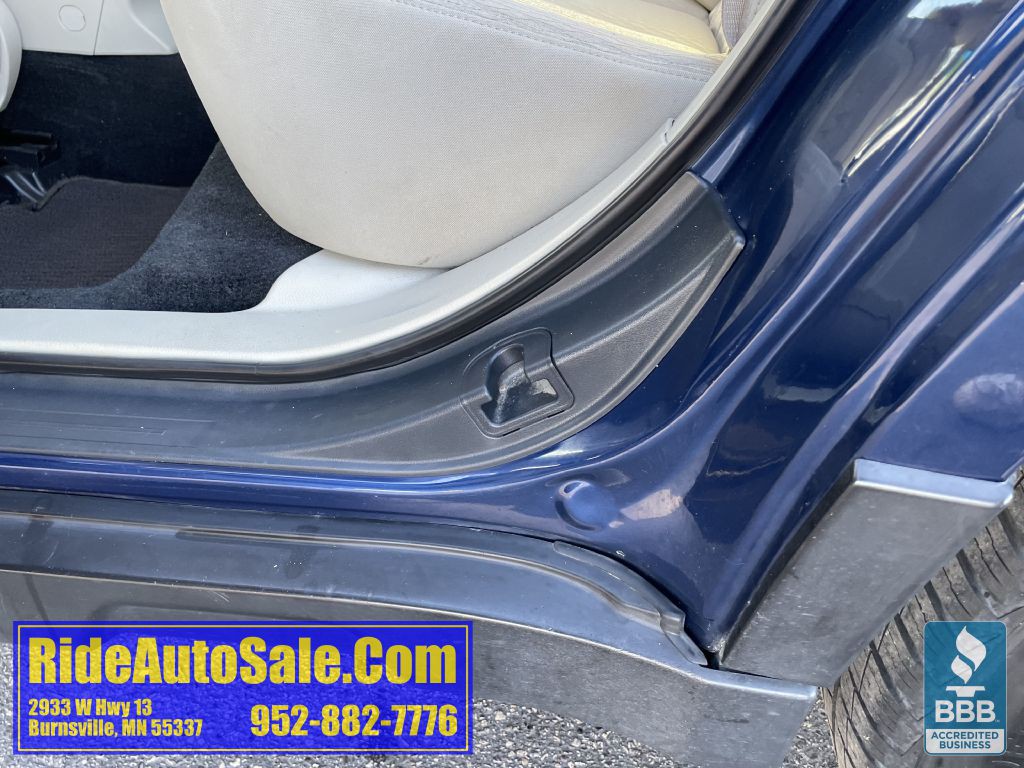 2011 Subaru Outback Image 28