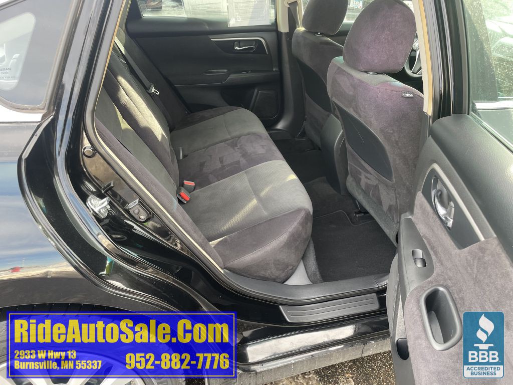 2013 Nissan Altima Image 16