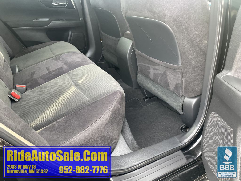 2013 Nissan Altima Image 32