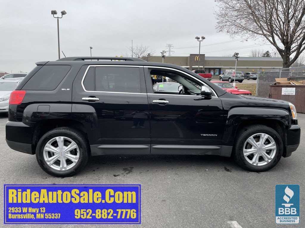 2017 GMC Terrain Image 4