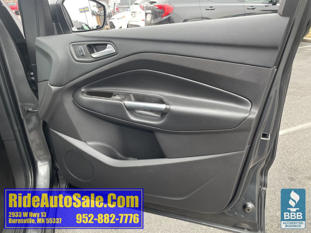 2017 Ford Escape Image 12