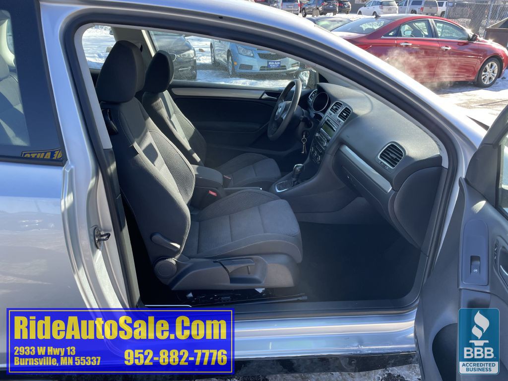 2012 Volkswagen Golf Image 14