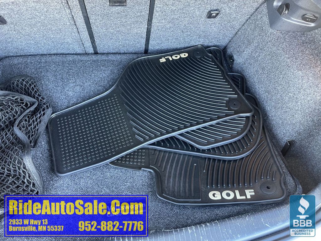 2012 Volkswagen Golf Image 30