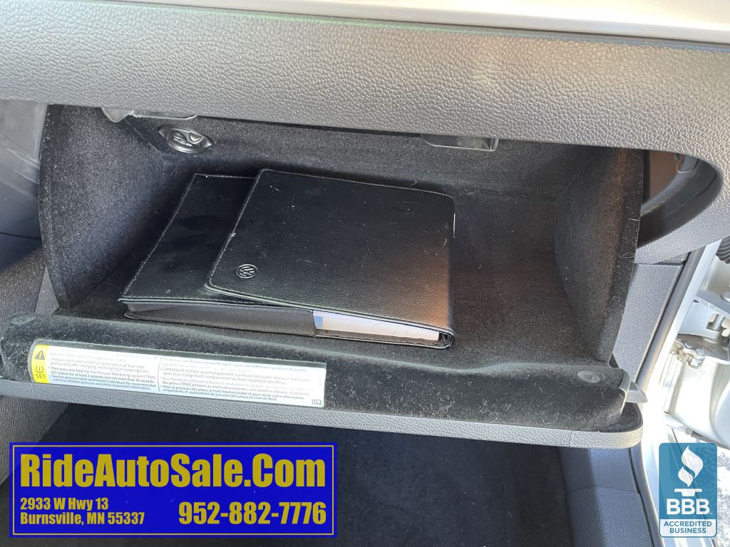 2012 Volkswagen Golf Image 34