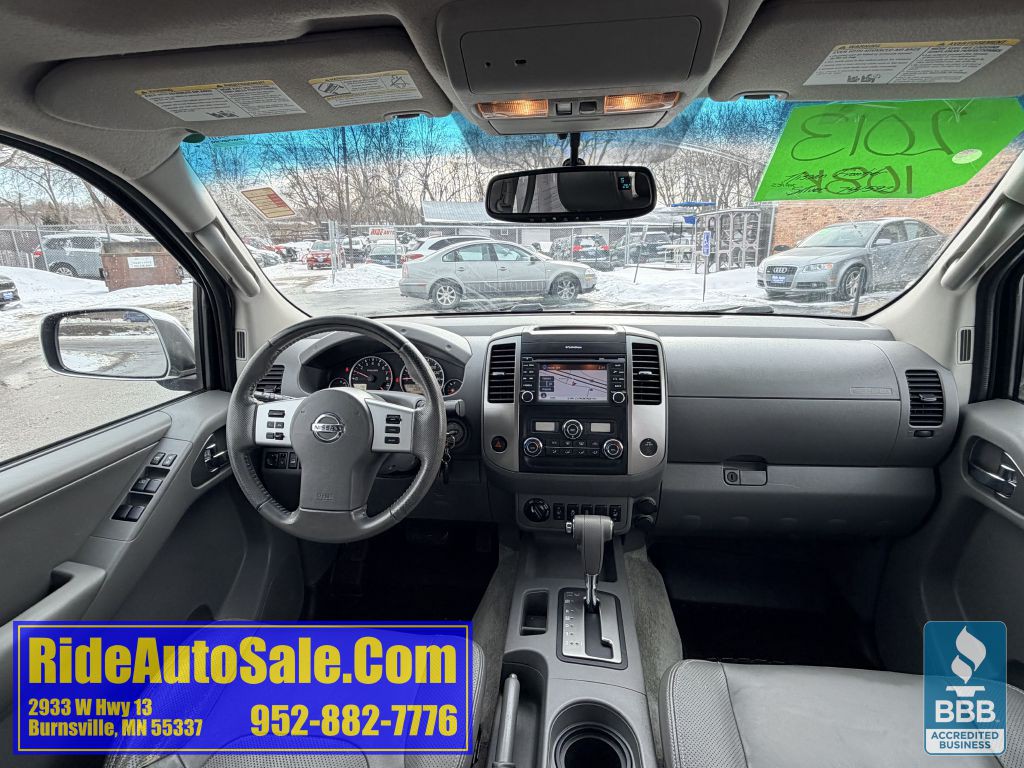 2013 Nissan Frontier Image 17