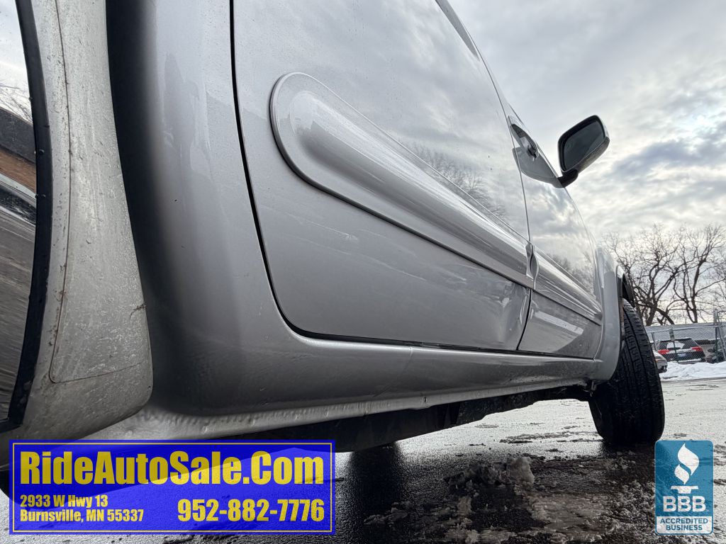 2013 Nissan Frontier Image 29