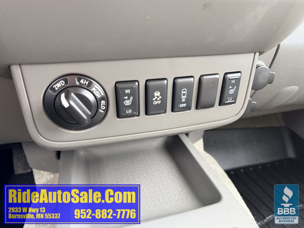 2013 Nissan Frontier Image 30