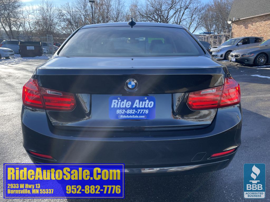 2015 BMW 3 Series Image 6