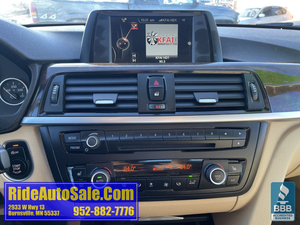 2015 BMW 3 Series Image 18