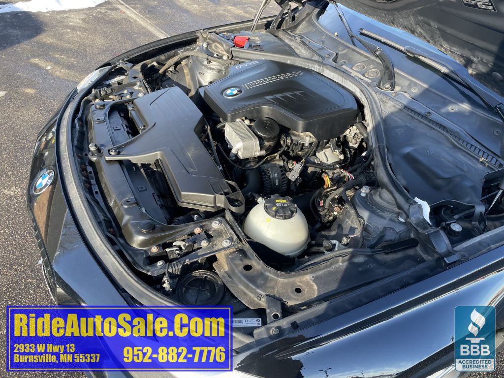 2015 BMW 3 Series Image 22