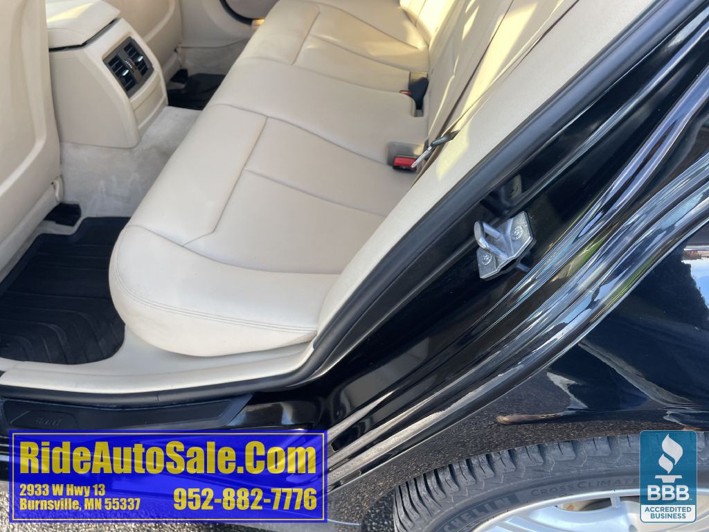 2015 BMW 3 Series Image 37