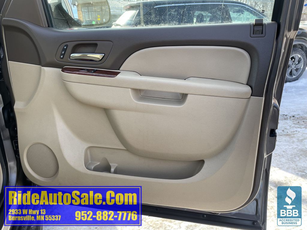 2011 Chevrolet Tahoe Image 14
