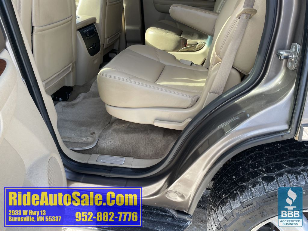 2011 Chevrolet Tahoe Image 31