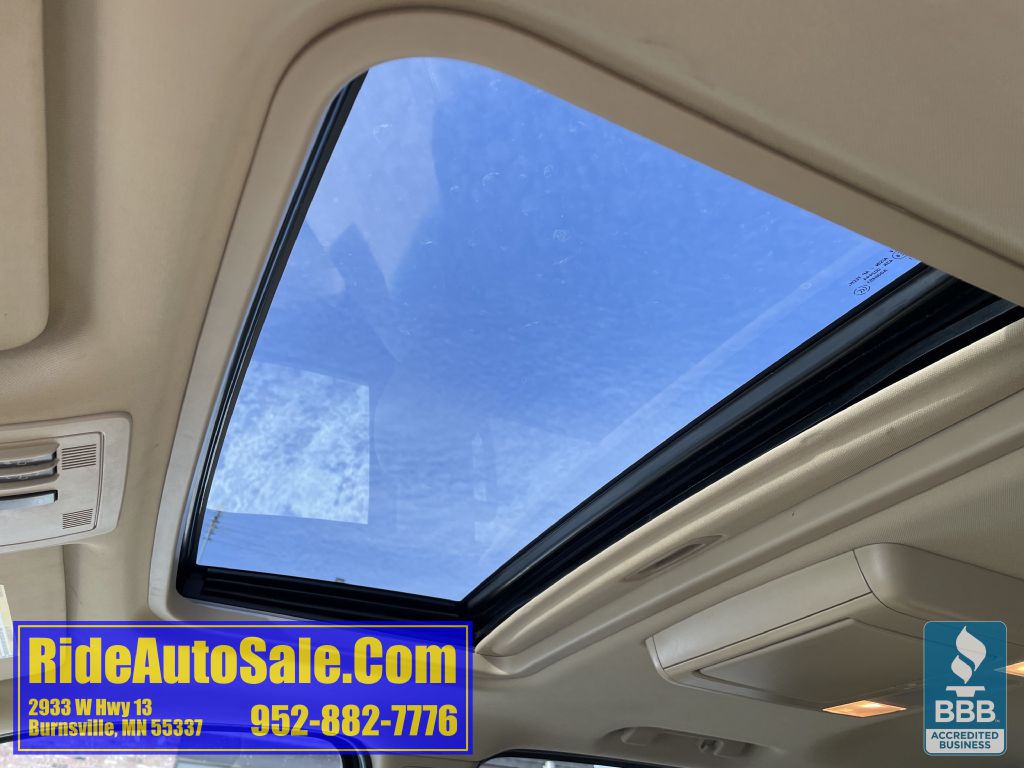 2011 Chevrolet Tahoe Image 34