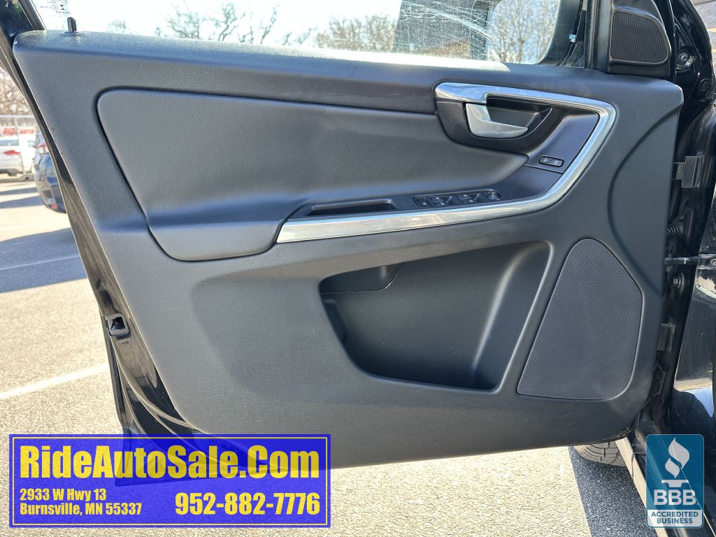 2013 Volvo XC60 Image 8