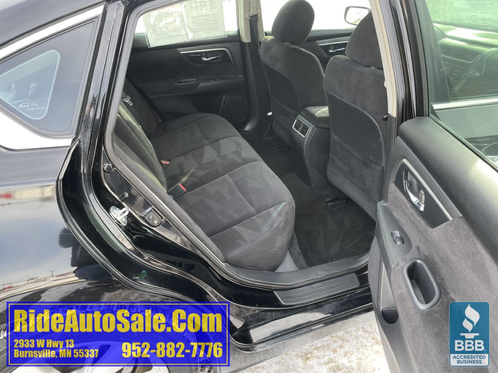 2013 Nissan Altima Image 16