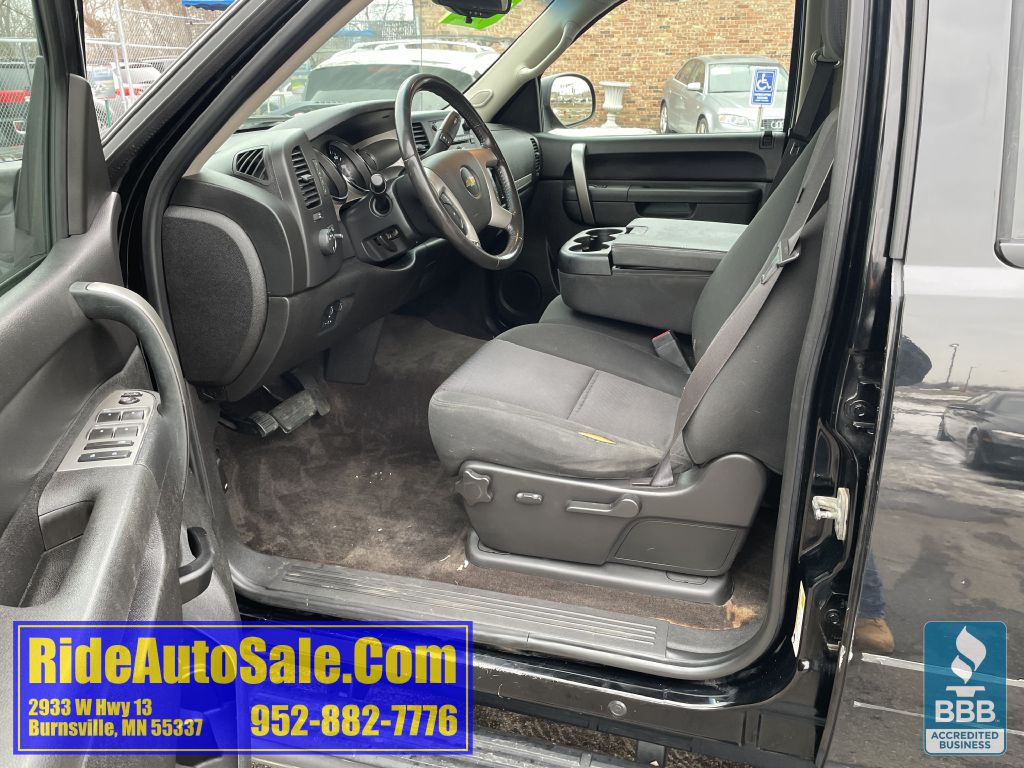 2011 Chevrolet Silverado 1500 Image 10