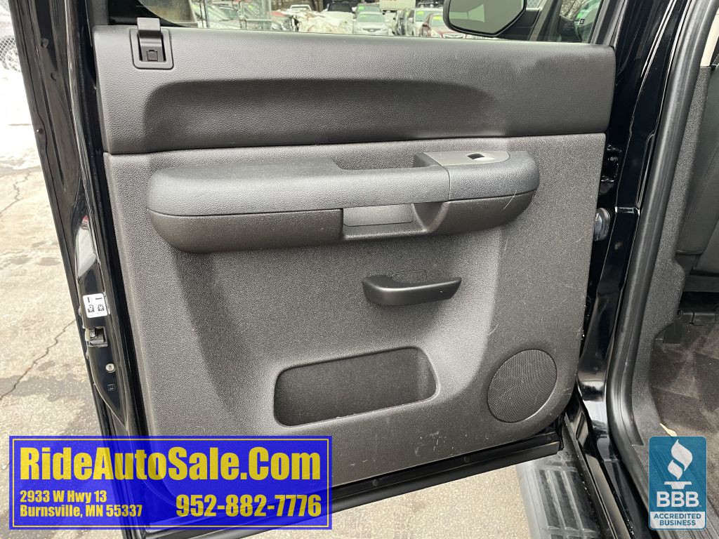 2011 Chevrolet Silverado 1500 Image 11