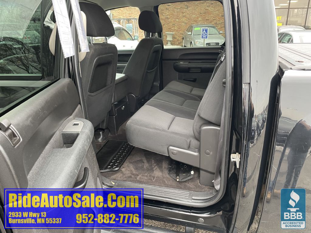 2011 Chevrolet Silverado 1500 Image 12