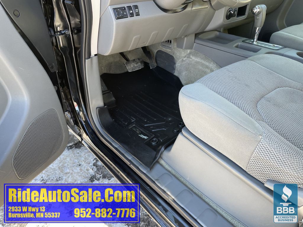 2016 Nissan Frontier Image 25