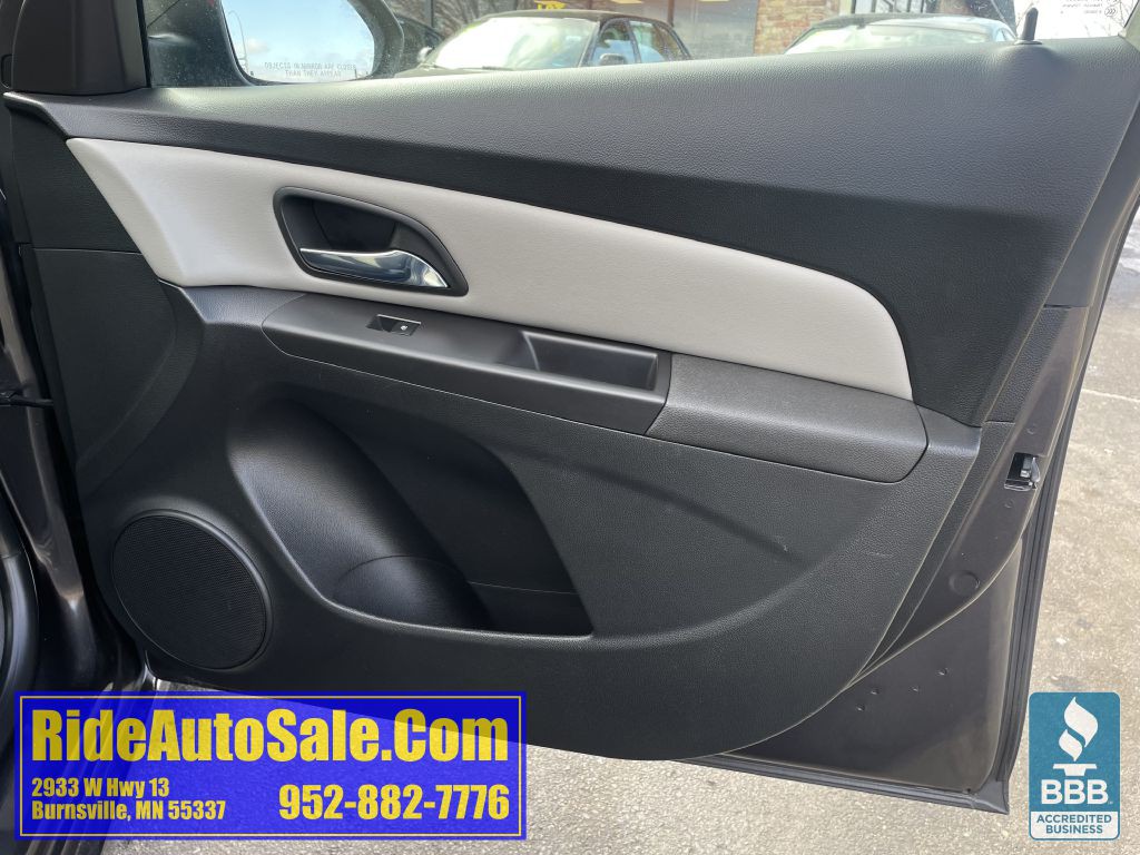 2014 Chevrolet Cruze Image 15