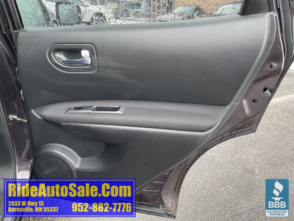 2011 Nissan Rogue Image 15