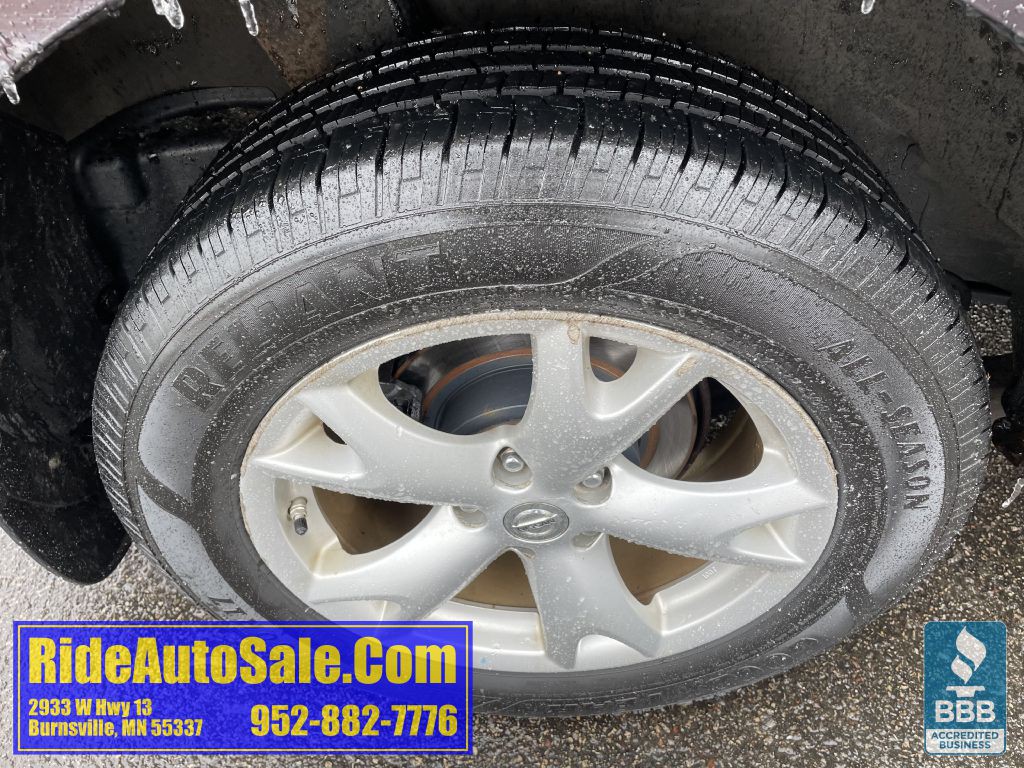 2011 Nissan Rogue Image 28