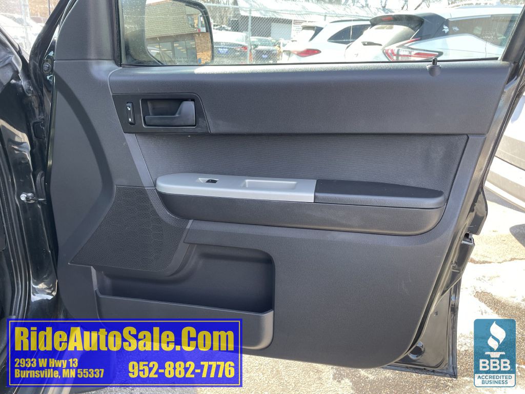 2011 Ford Escape Image 13