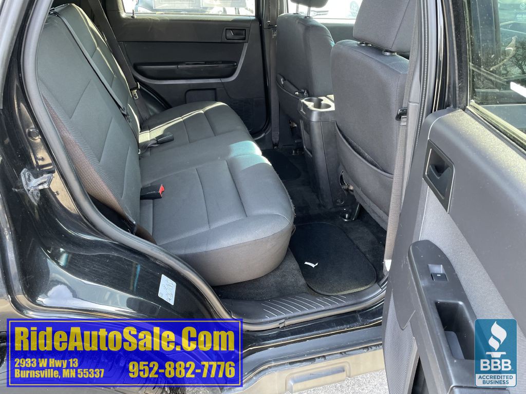 2011 Ford Escape Image 16