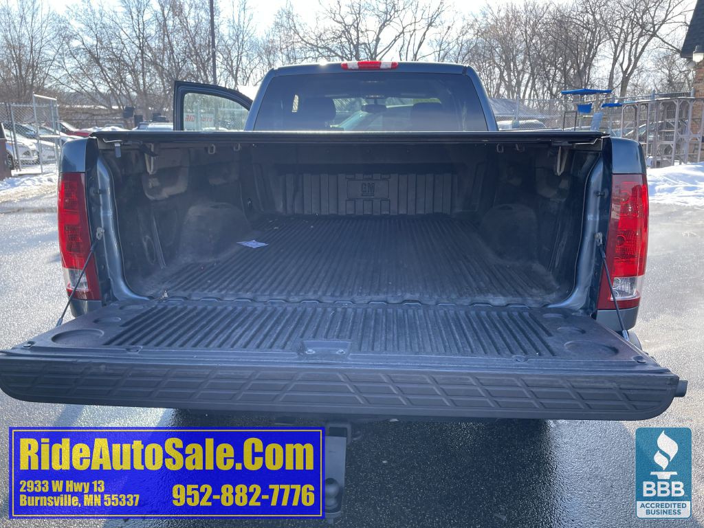 2011 GMC Sierra Image 30