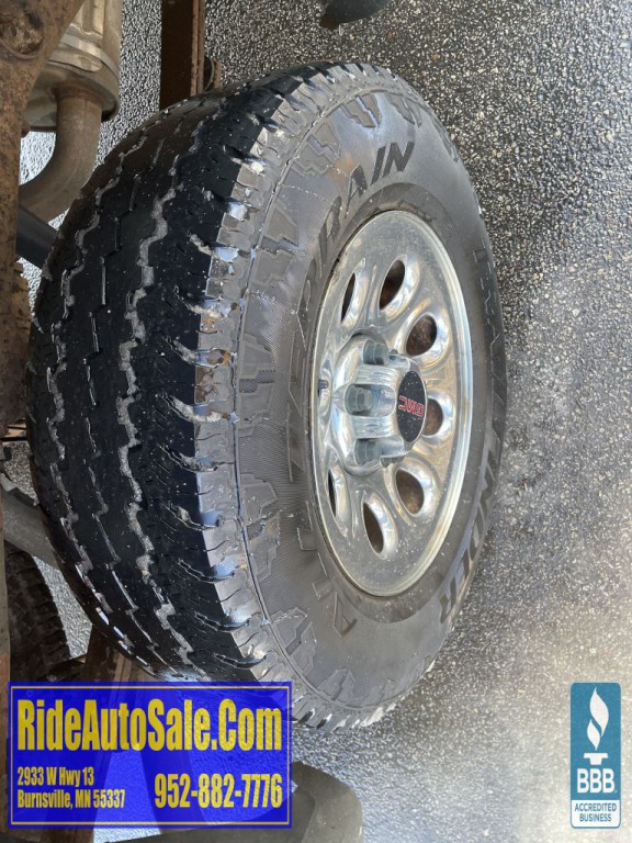 2011 GMC Sierra Image 32