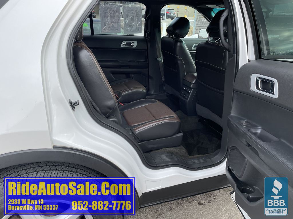 2014 Ford Explorer Image 17