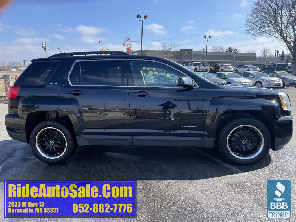 2017 GMC Terrain Image 4