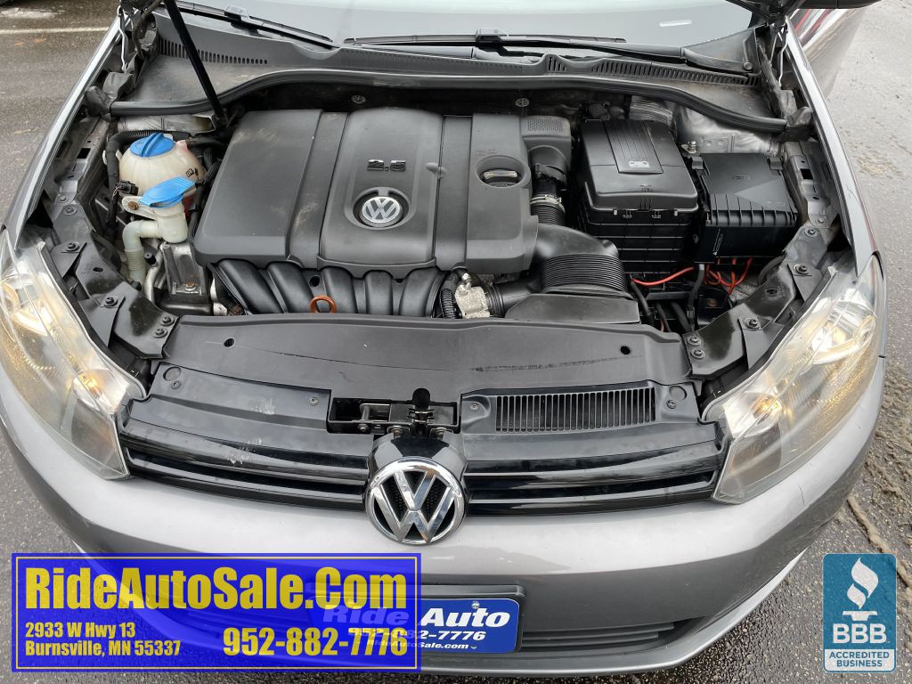 2010 Volkswagen Golf Image 20