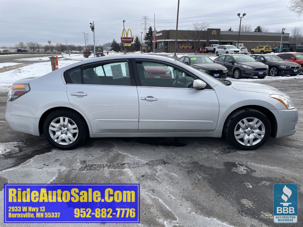 2012 Nissan Altima Image 4