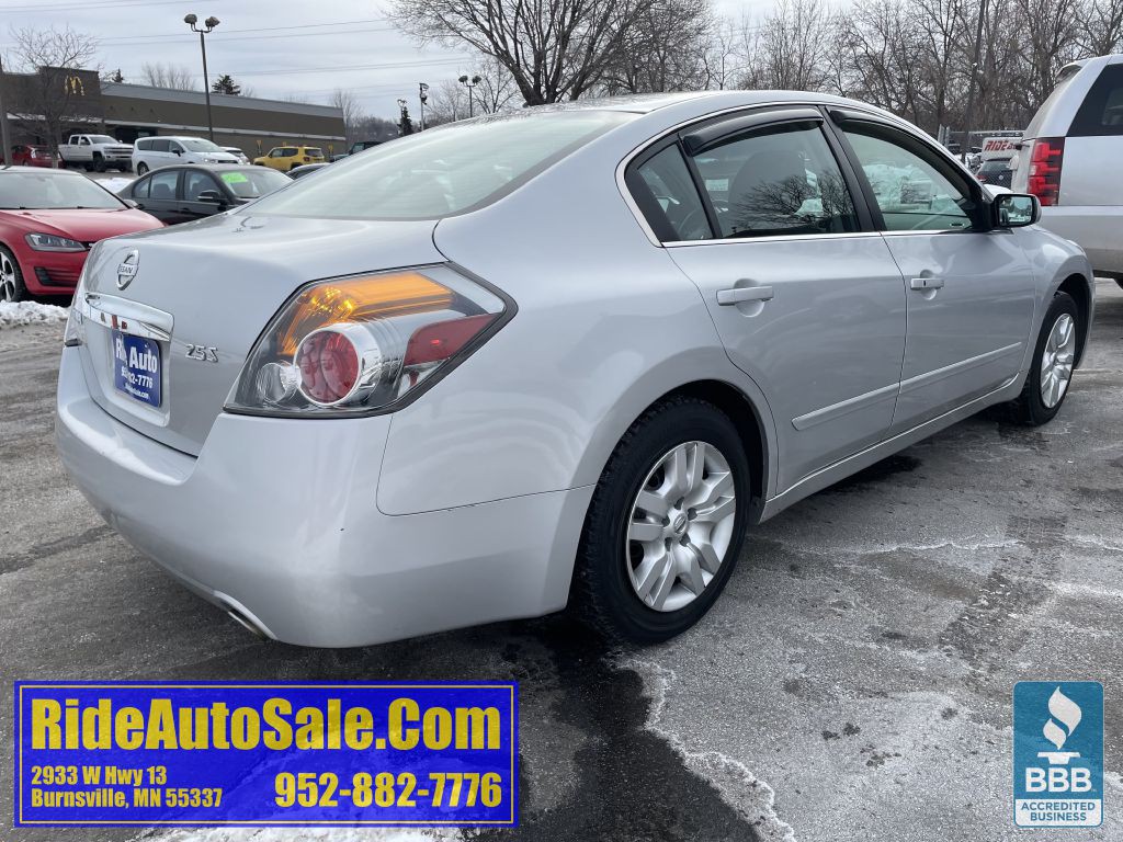 2012 Nissan Altima Image 5