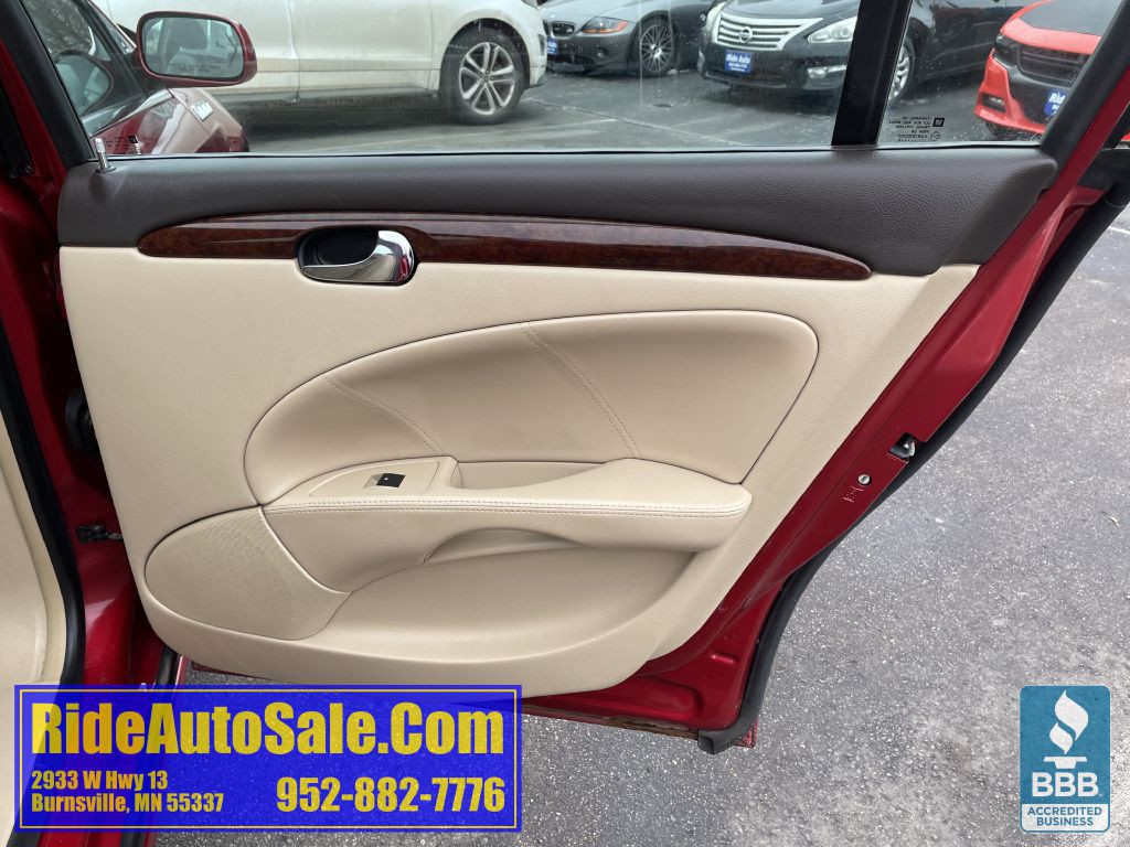 2010 Buick Lucerne Image 15