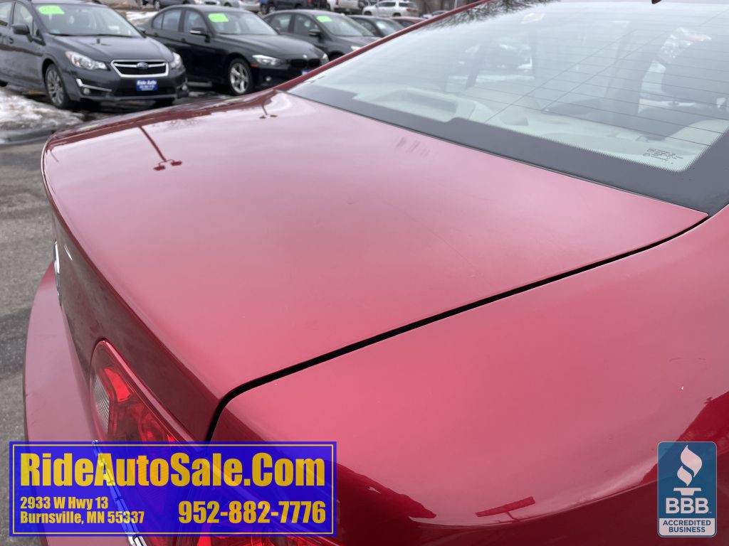 2010 Buick Lucerne Image 32