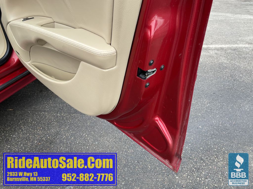 2010 Buick Lucerne Image 36