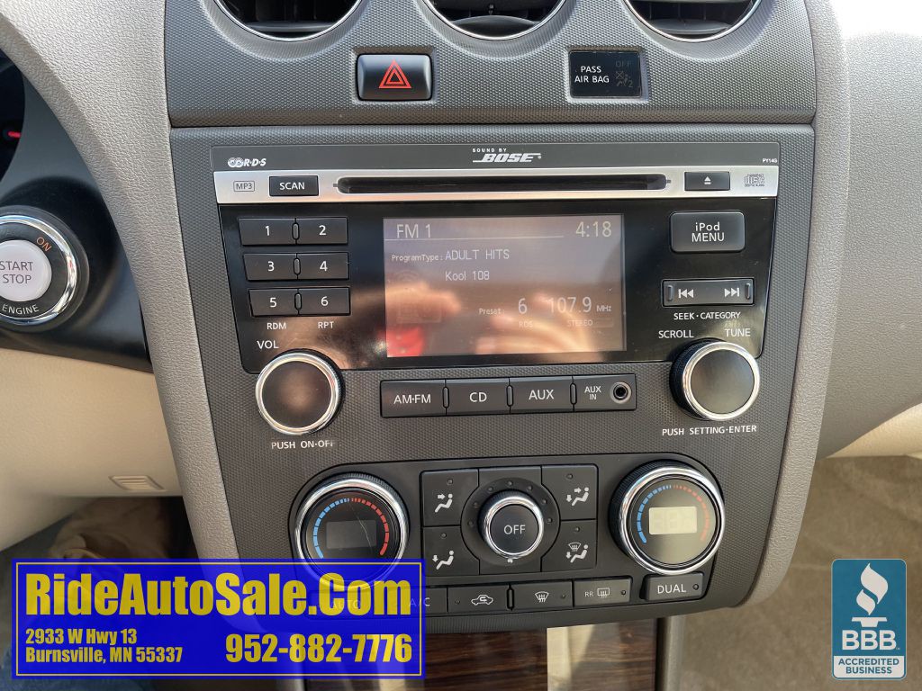 2010 Nissan Altima Image 18