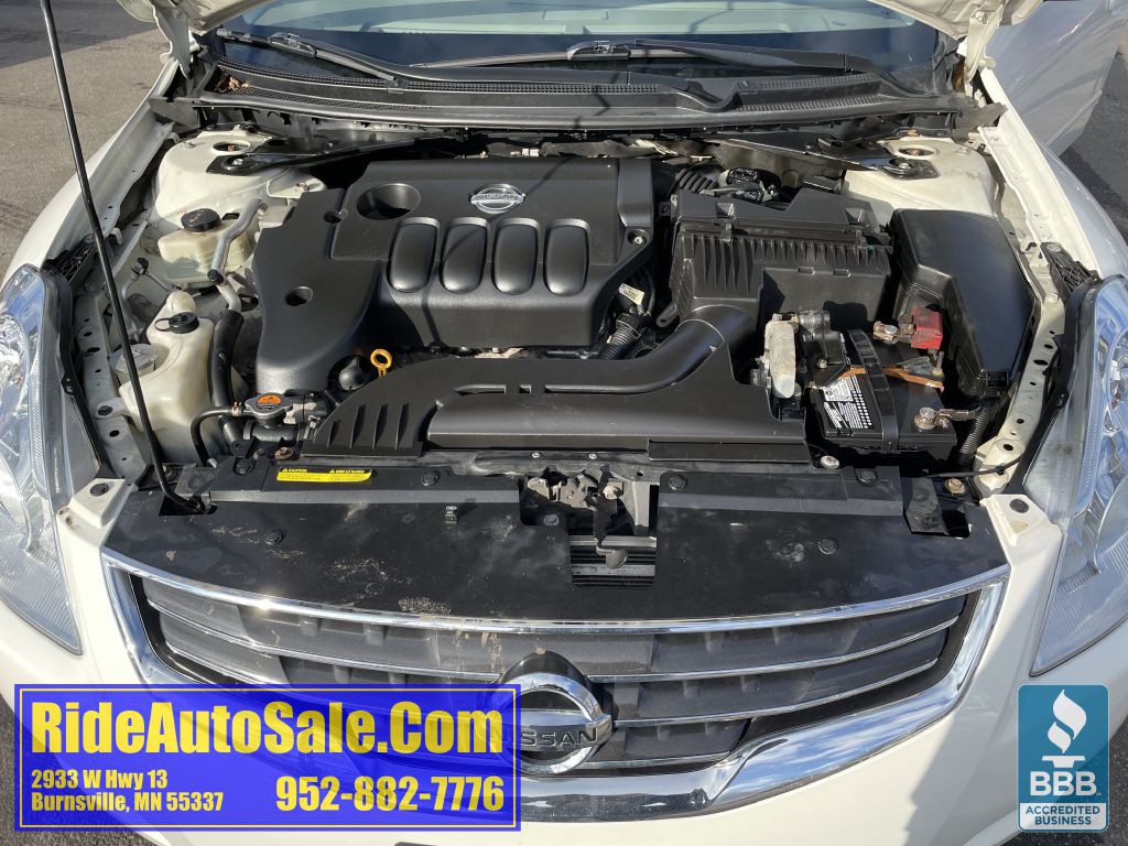 2010 Nissan Altima Image 22